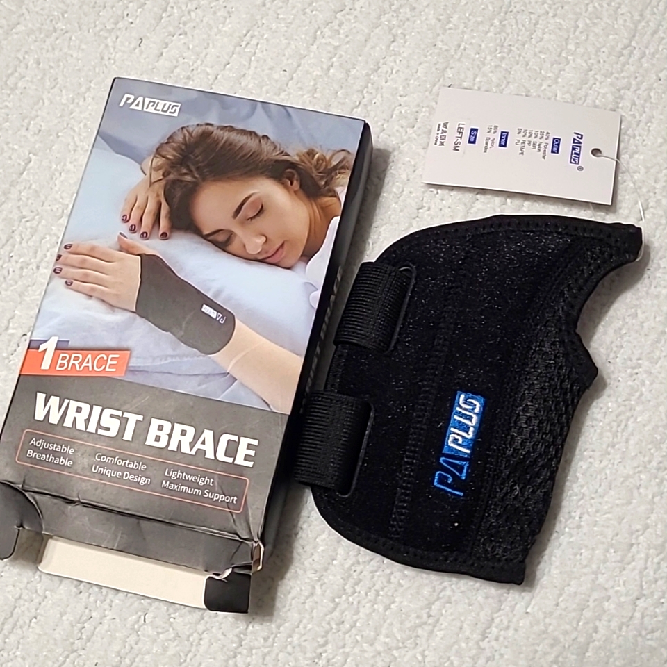 Wrist Brace  Left Small